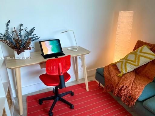 For Rent: $3,750 (1 beds, 1 baths, 681 Square Feet)