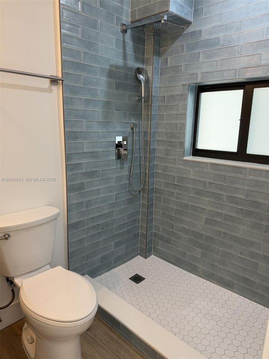 В аренду: $4,500 (3 спален, 2 ванн, 1100 Квадратных фут)