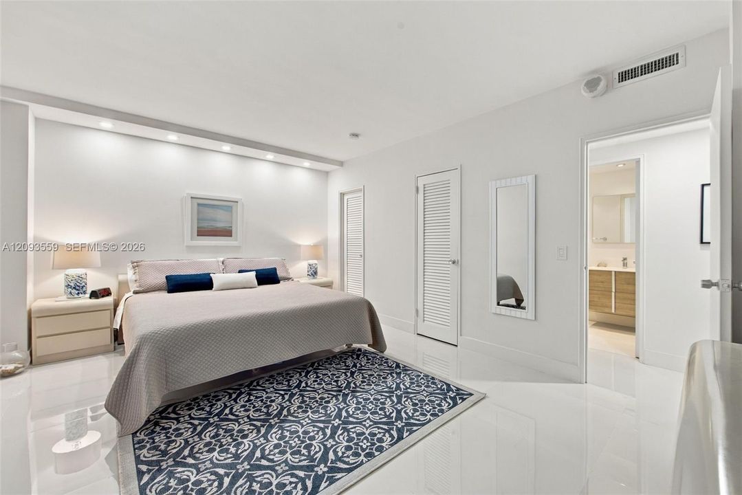 En Venta: $469,900 (1 camas, 1 baños, 1008 Pies cuadrados)