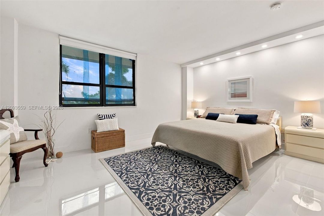 En Venta: $469,900 (1 camas, 1 baños, 1008 Pies cuadrados)