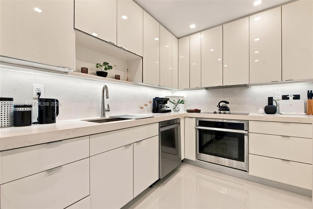 En Venta: $469,900 (1 camas, 1 baños, 1008 Pies cuadrados)