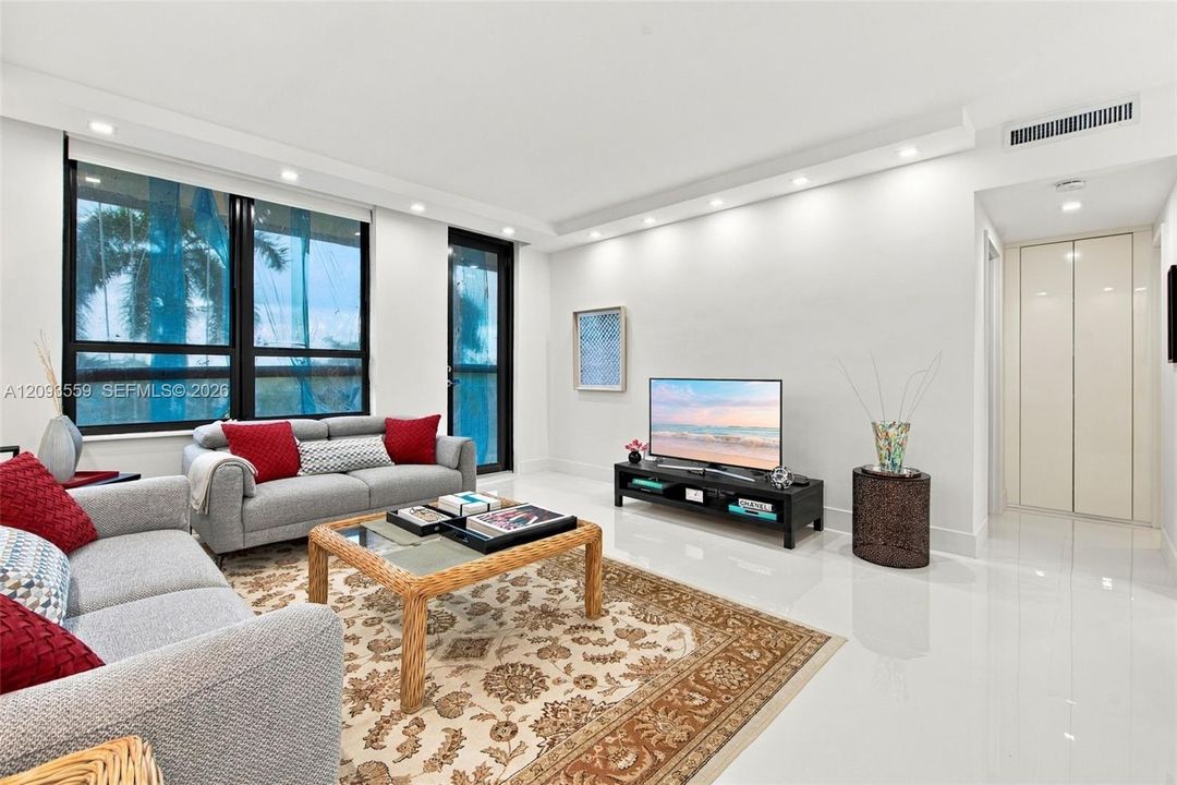 En Venta: $469,900 (1 camas, 1 baños, 1008 Pies cuadrados)