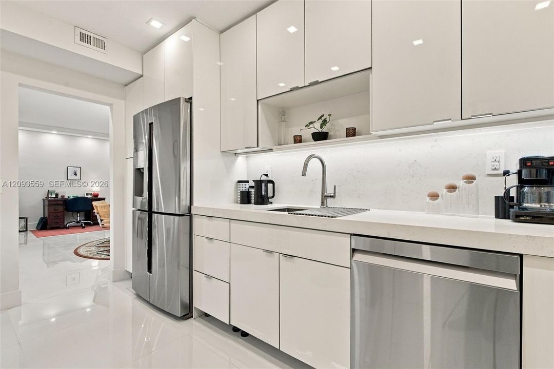 En Venta: $469,900 (1 camas, 1 baños, 1008 Pies cuadrados)