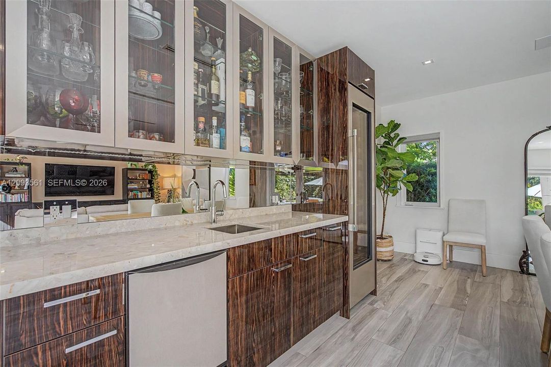 En Venta: $2,700,000 (4 camas, 4 baños, 2894 Pies cuadrados)