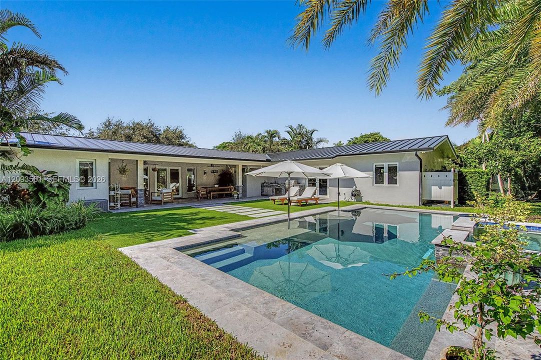En Venta: $2,700,000 (4 camas, 4 baños, 2894 Pies cuadrados)