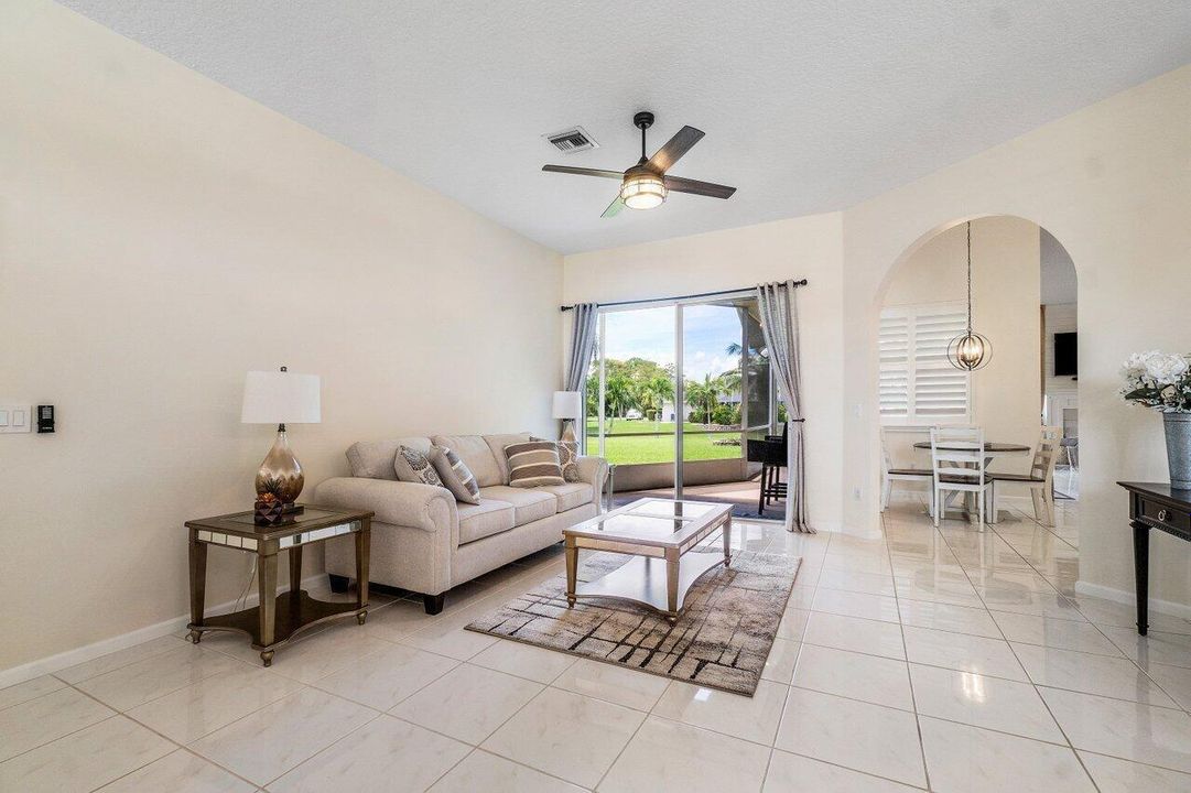 017-13514NorthumberlandCircle-Wellington