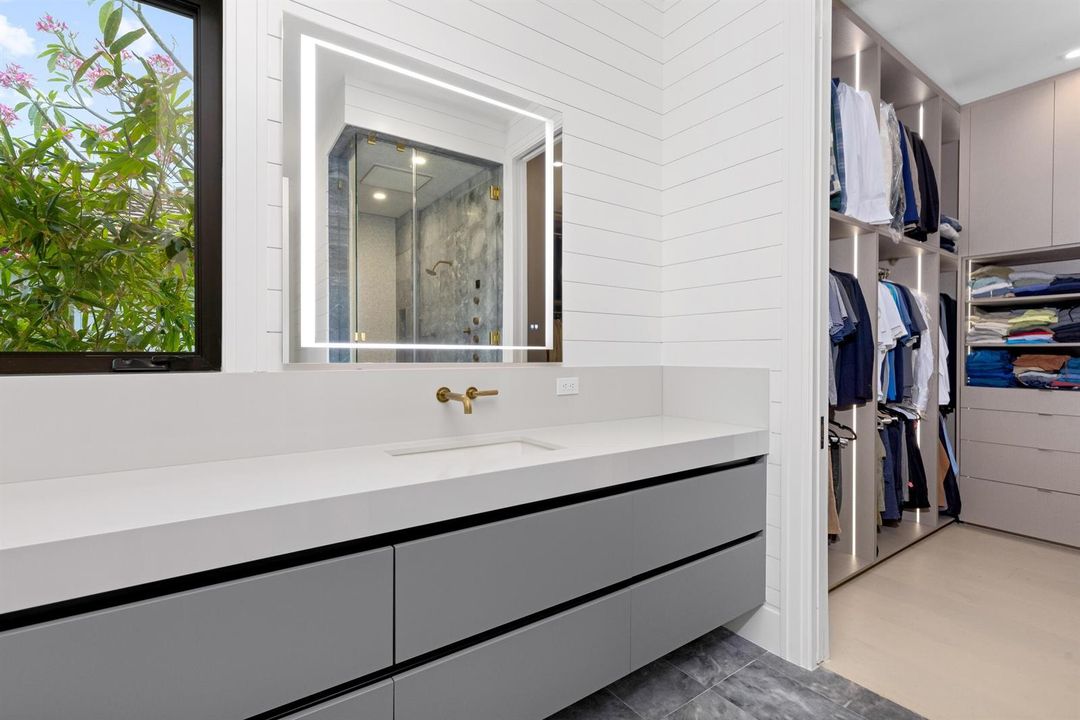Master Bath HIS 1