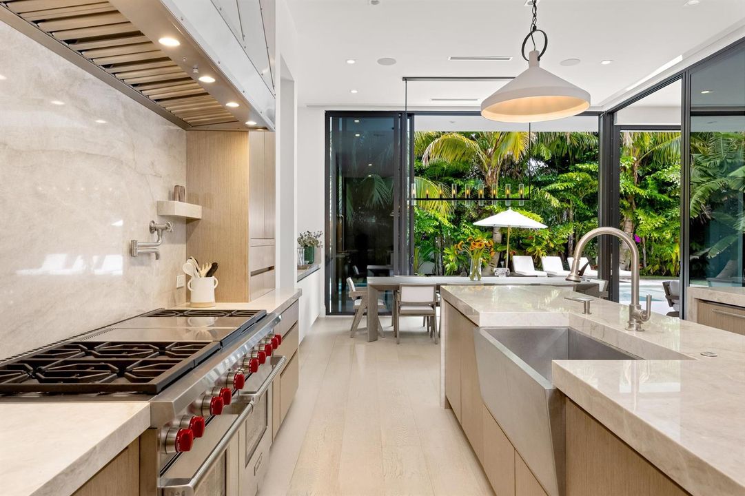 Kitchen 4