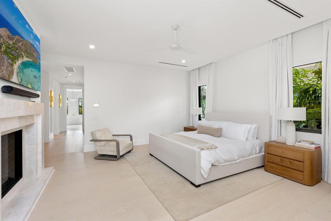 Master Bed 2