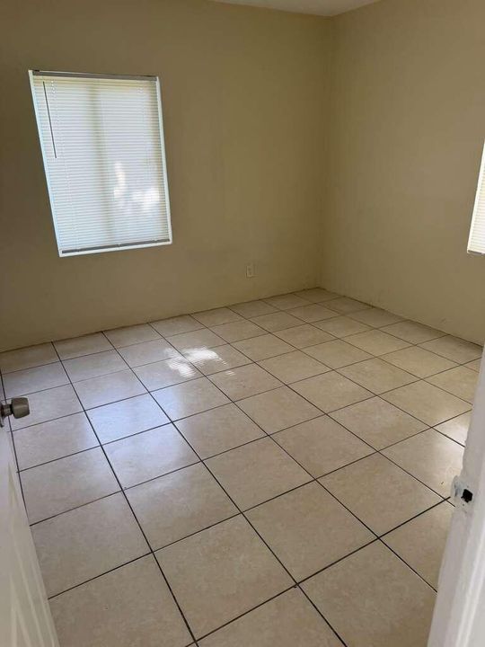 1304 NW 4 ST BEDROOM