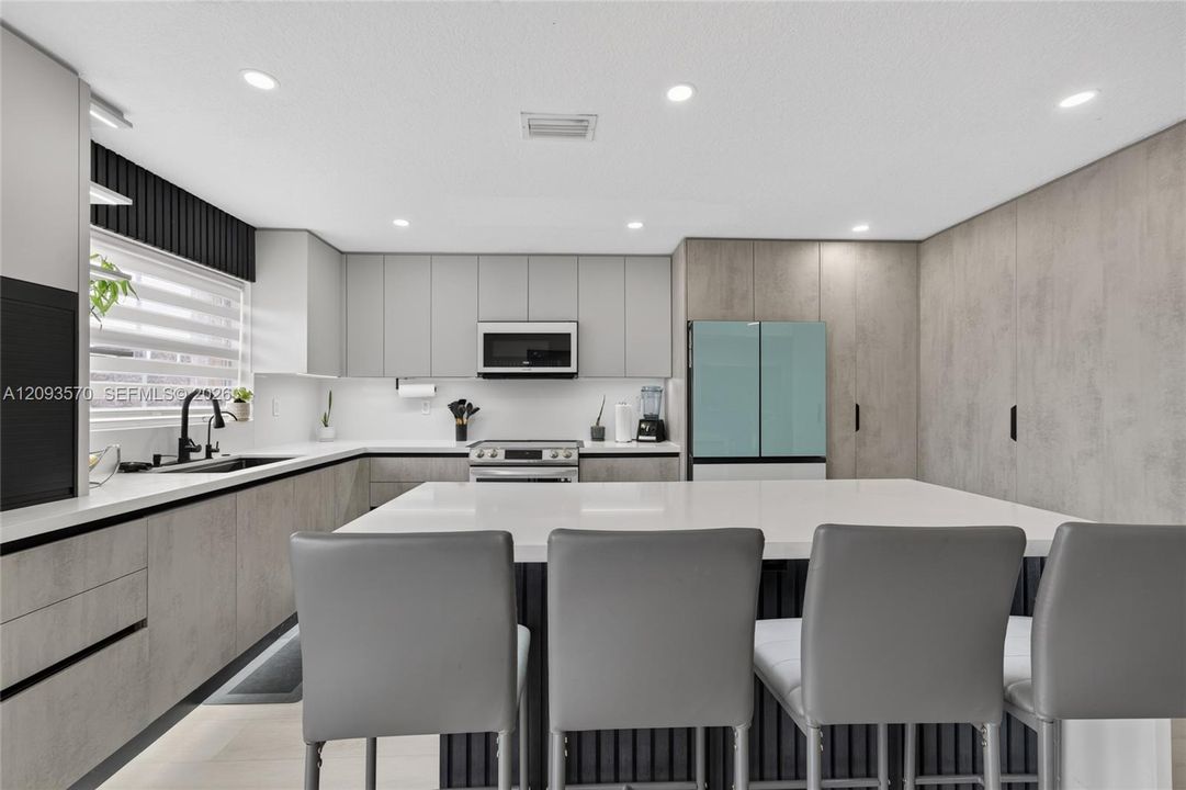 For Sale: $540,000 (3 beds, 2 baths, 1518 Square Feet)