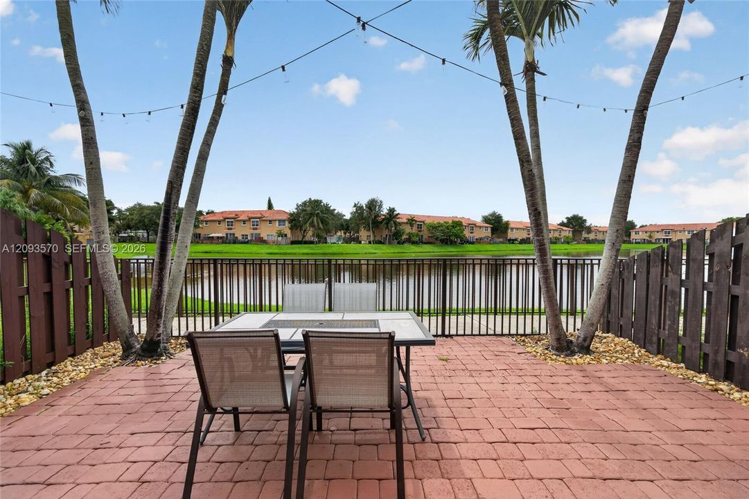 For Sale: $540,000 (3 beds, 2 baths, 1518 Square Feet)