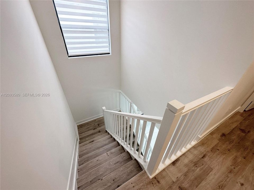 For Rent: $6,875 (5 beds, 4 baths, 3633 Square Feet)