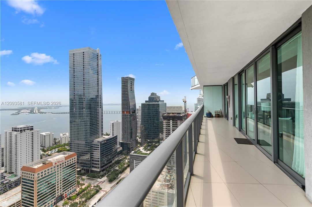 For Rent: $7,950 (2 beds, 2 baths, 1279 Square Feet)