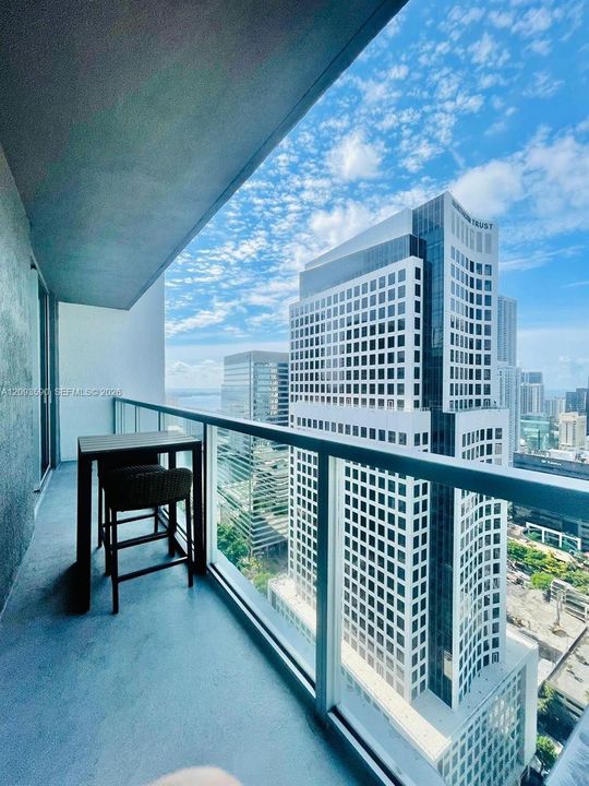 For Rent: $4,150 (2 beds, 2 baths, 1123 Square Feet)