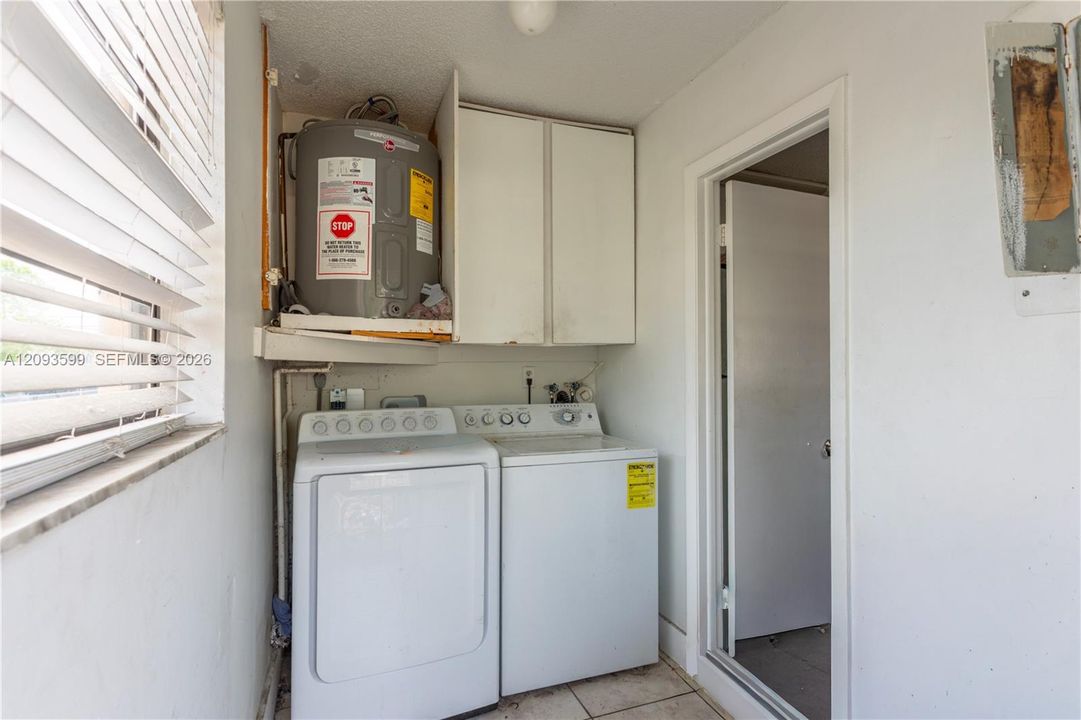 Laundry Rm