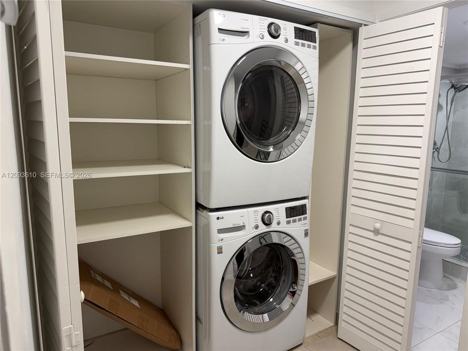 В аренду: $3,100 (3 спален, 2 ванн, 1592 Квадратных фут)