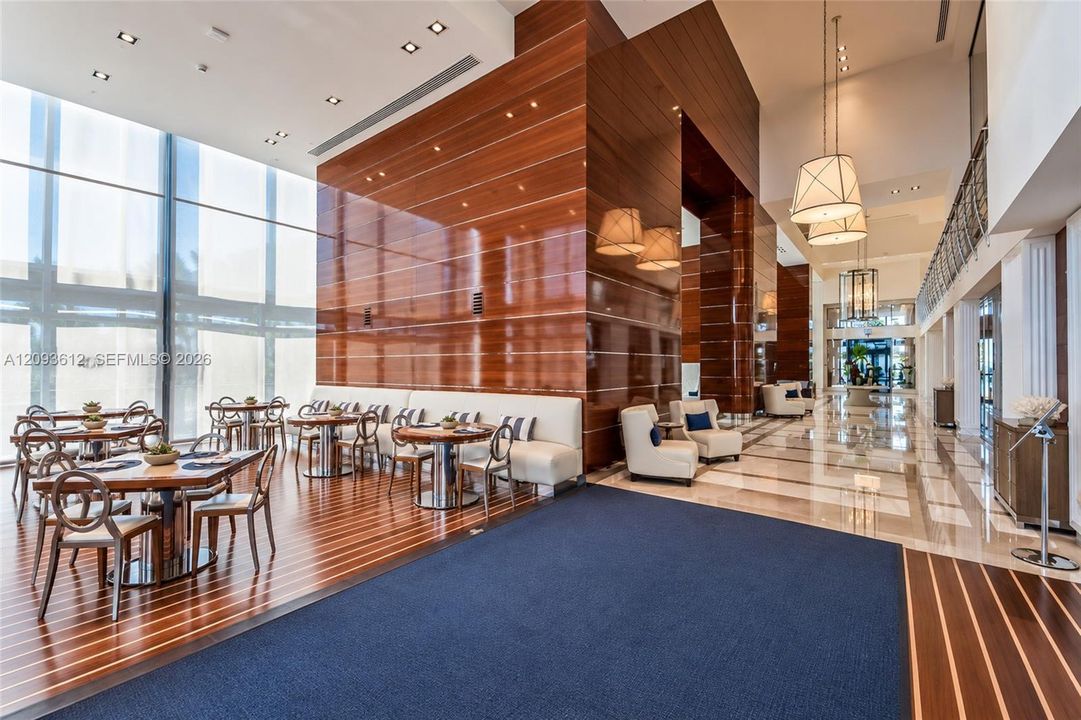 En Venta: $4,950,000 (3 camas, 5 baños, 3340 Pies cuadrados)