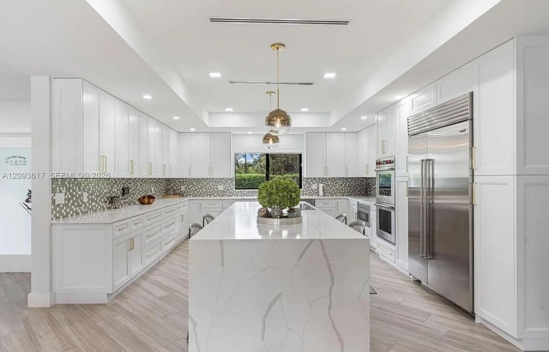For Sale: $5,780,000 (5 beds, 4 baths, 4146 Square Feet)