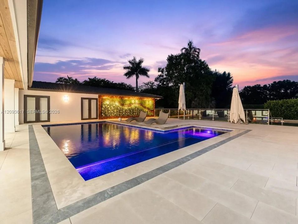 For Sale: $5,780,000 (5 beds, 4 baths, 4146 Square Feet)
