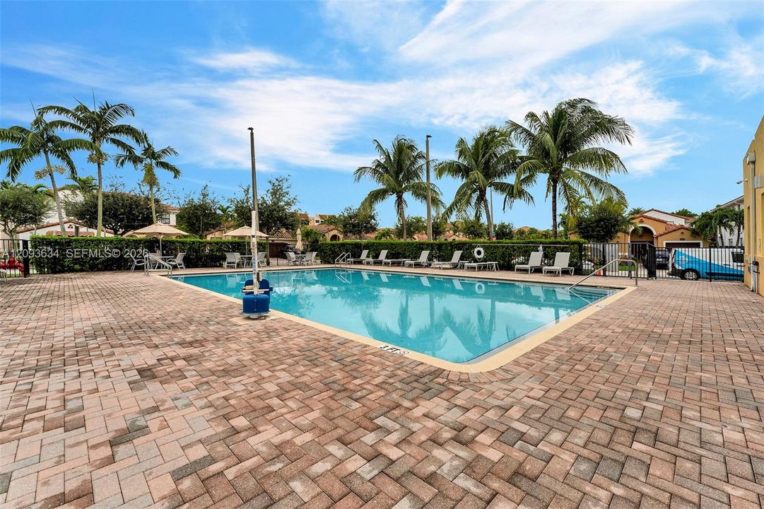 For Rent: $5,500 (4 beds, 4 baths, 2602 Square Feet)