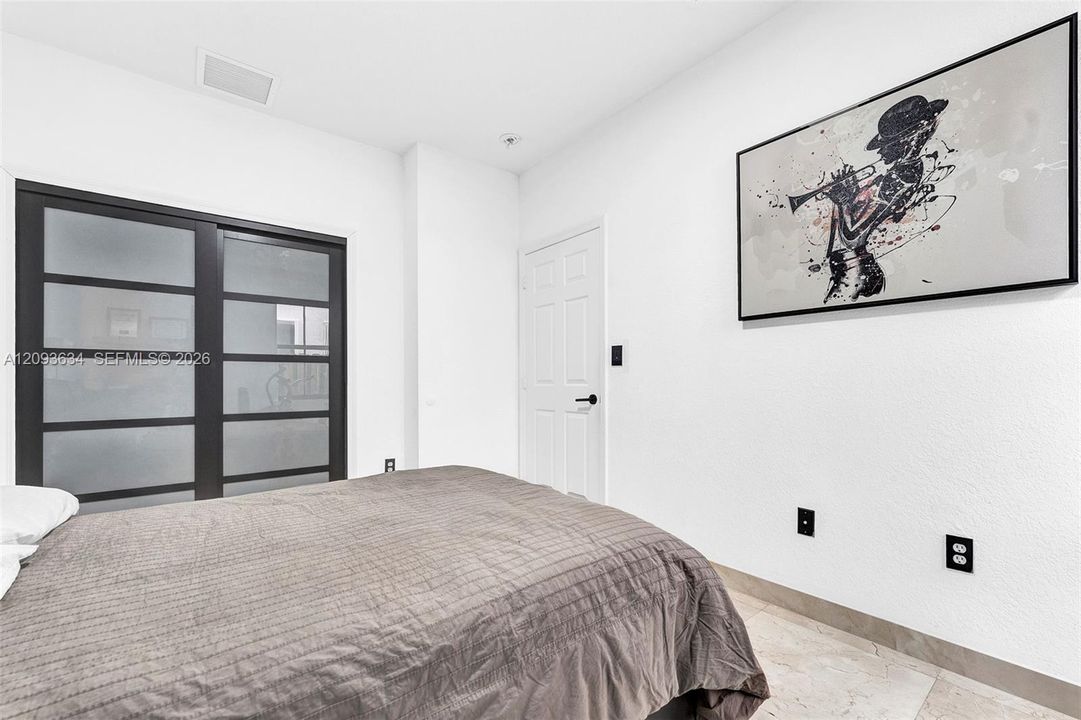 For Rent: $5,500 (4 beds, 4 baths, 2602 Square Feet)