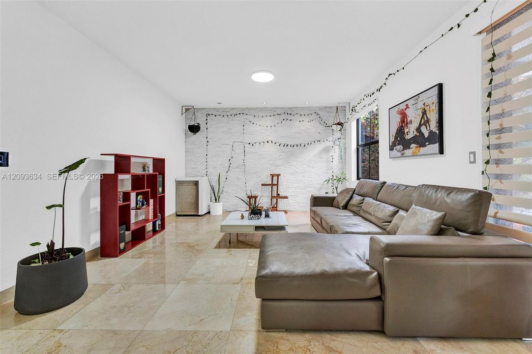 For Rent: $5,500 (4 beds, 4 baths, 2602 Square Feet)