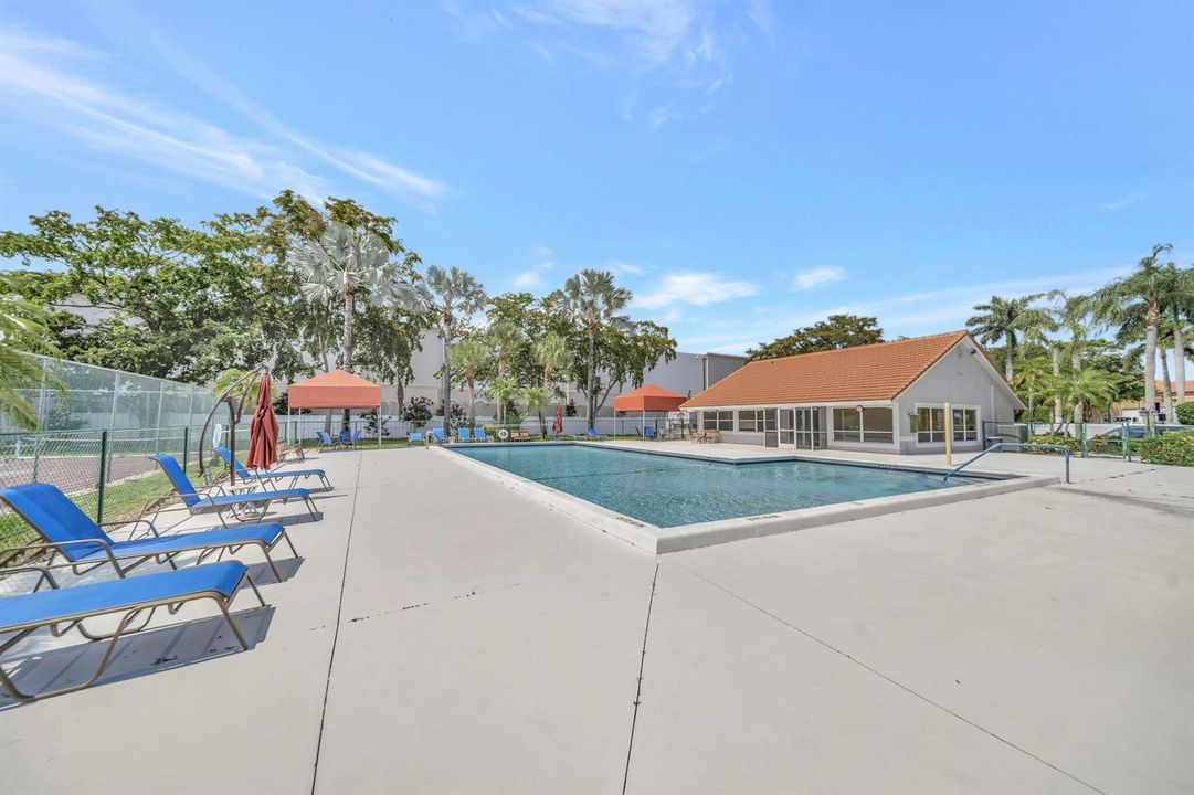 Community pool