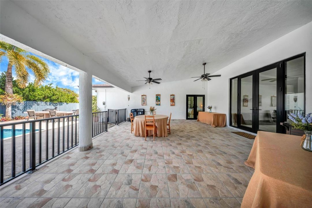 For Sale: $1,749,000 (6 beds, 4 baths, 3888 Square Feet)