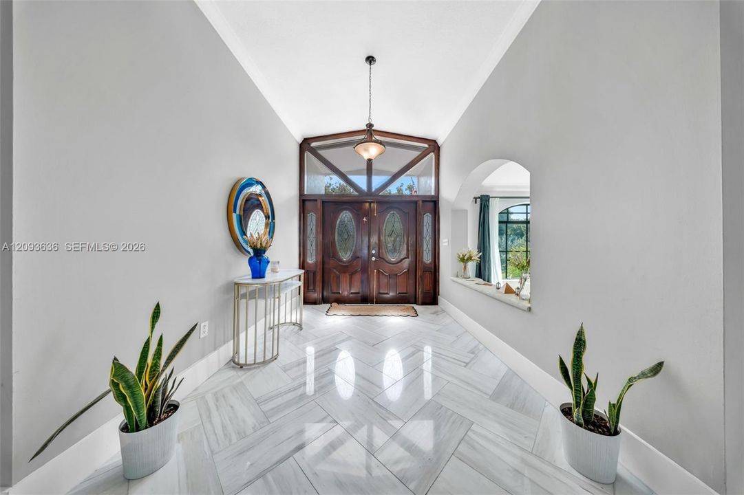 For Sale: $1,749,000 (6 beds, 4 baths, 3888 Square Feet)
