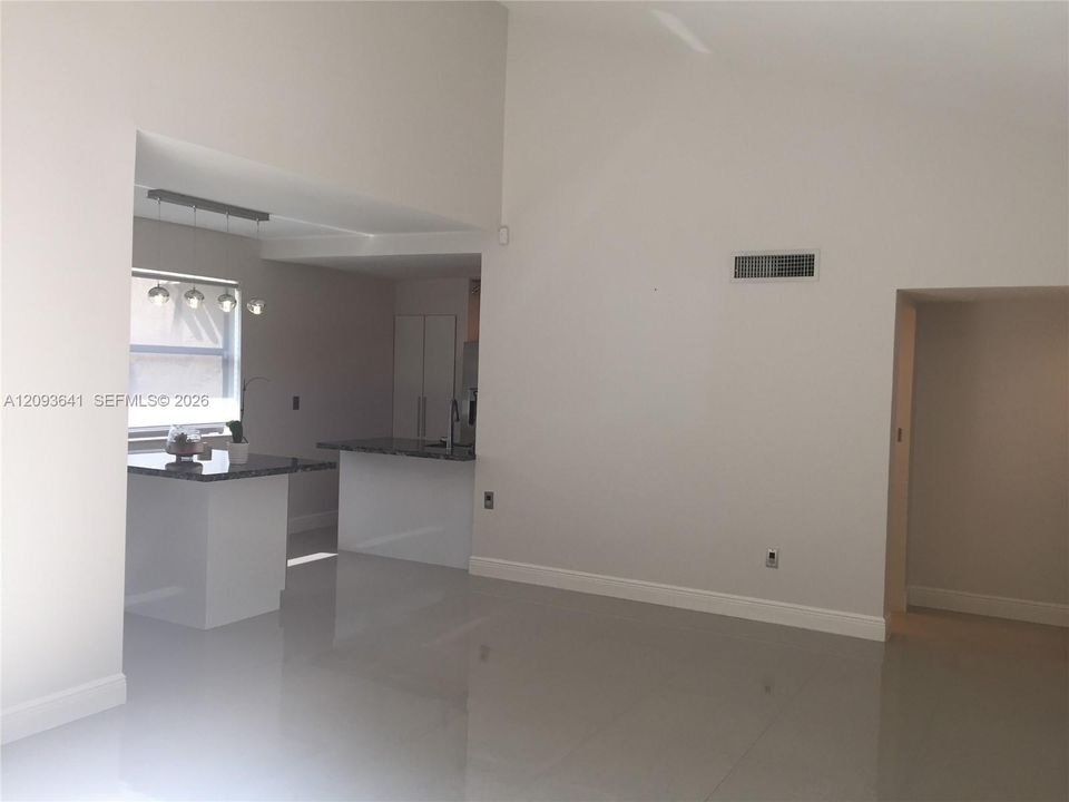 En Renta: $3,300 (3 camas, 2 baños, 1130 Pies cuadrados)