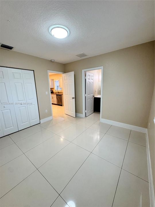 For Rent: $4,100 (4 beds, 3 baths, 3456 Square Feet)