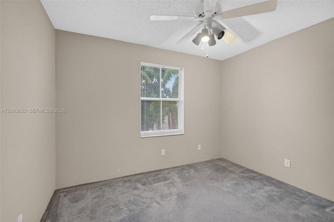For Sale: $599,900 (3 beds, 2 baths, 1998 Square Feet)