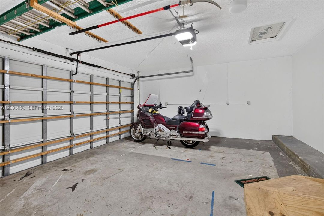 For Sale: $599,900 (3 beds, 2 baths, 1998 Square Feet)