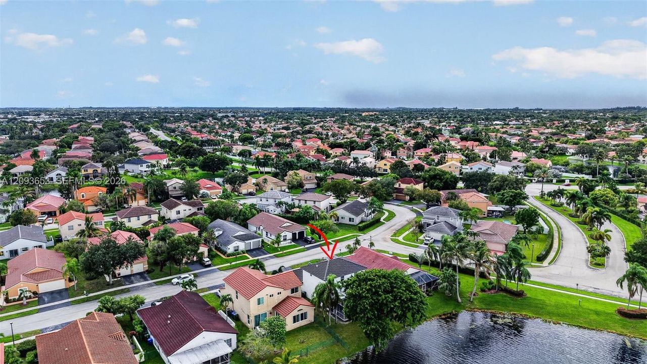 For Sale: $599,900 (3 beds, 2 baths, 1998 Square Feet)