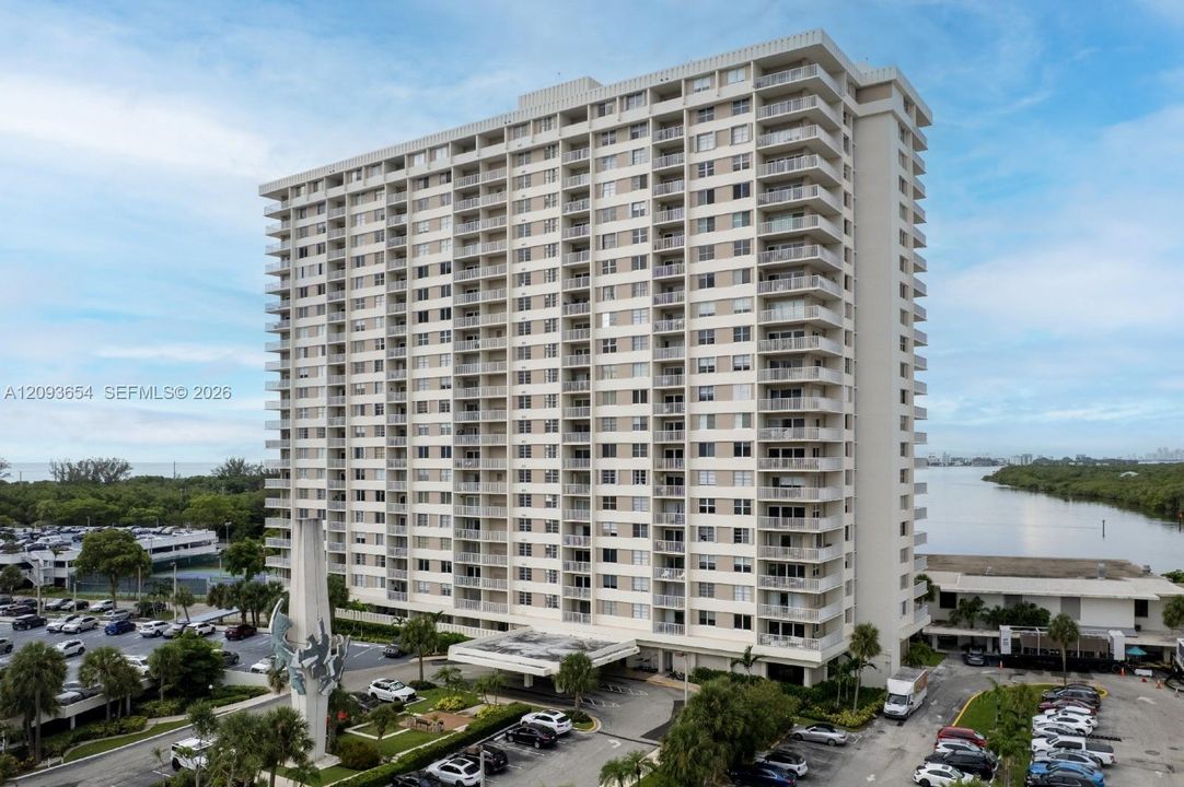 В аренду: $2,400 (1 спален, 1 ванн, 762 Квадратных фут)