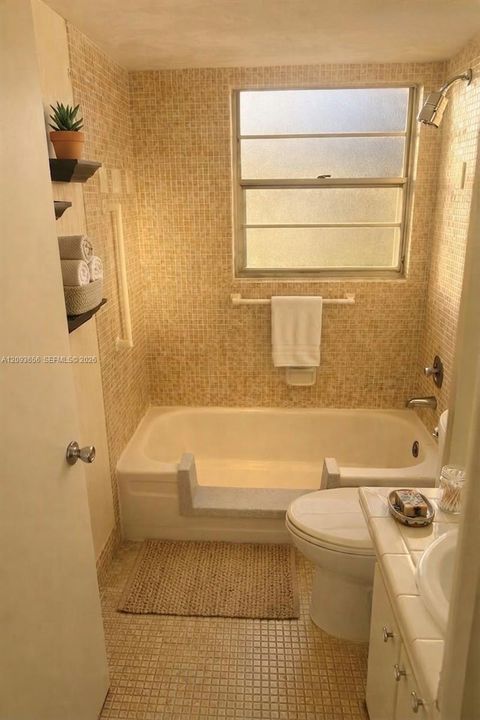 En Renta: $1,400 (2 camas, 1 baños, 840 Pies cuadrados)