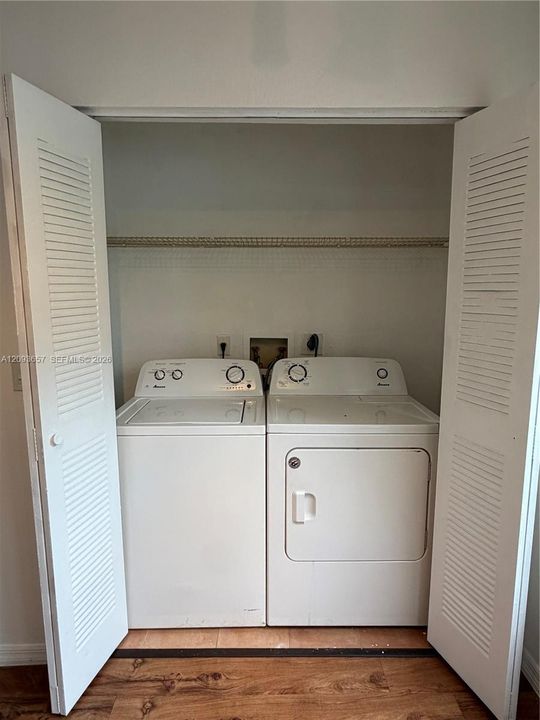 For Rent: $2,350 (2 beds, 2 baths, 1065 Square Feet)
