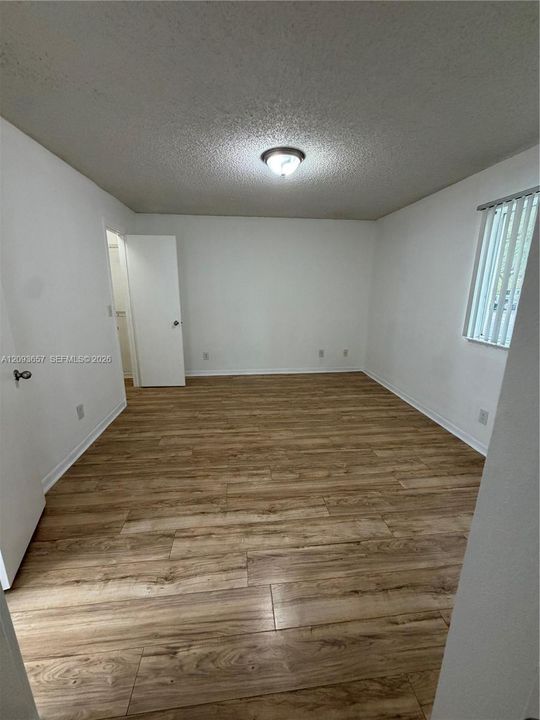 For Rent: $2,350 (2 beds, 2 baths, 1065 Square Feet)