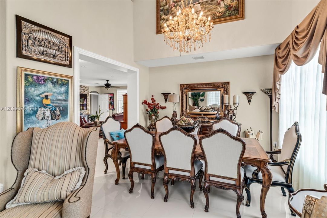For Sale: $980,000 (4 beds, 3 baths, 2632 Square Feet)