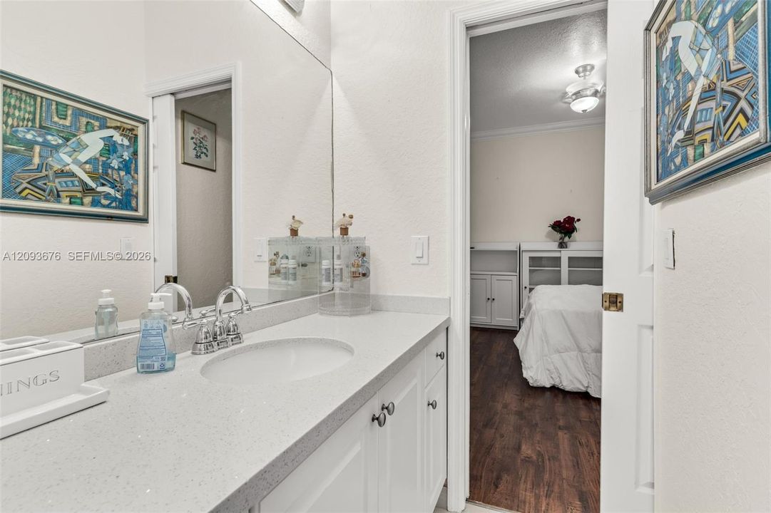 For Sale: $980,000 (4 beds, 3 baths, 2632 Square Feet)