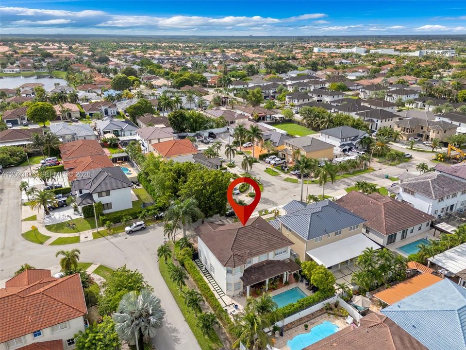 For Sale: $980,000 (4 beds, 3 baths, 2632 Square Feet)