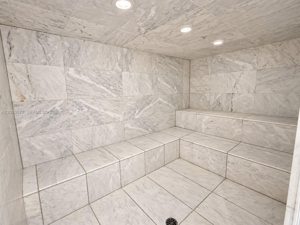В аренду: $6,500 (2 спален, 2 ванн, 1249 Квадратных фут)