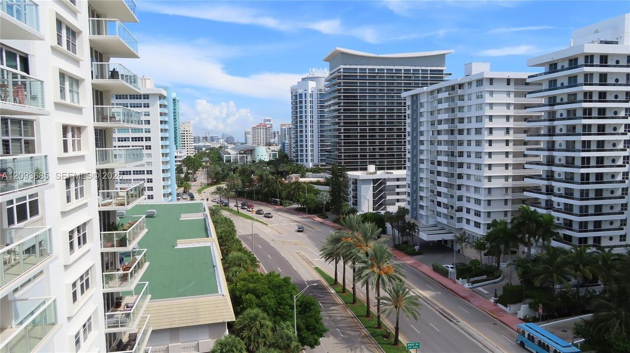 For Rent: $2,700 (1 beds, 1 baths, 1173 Square Feet)