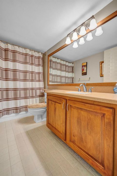 Bathroom #2