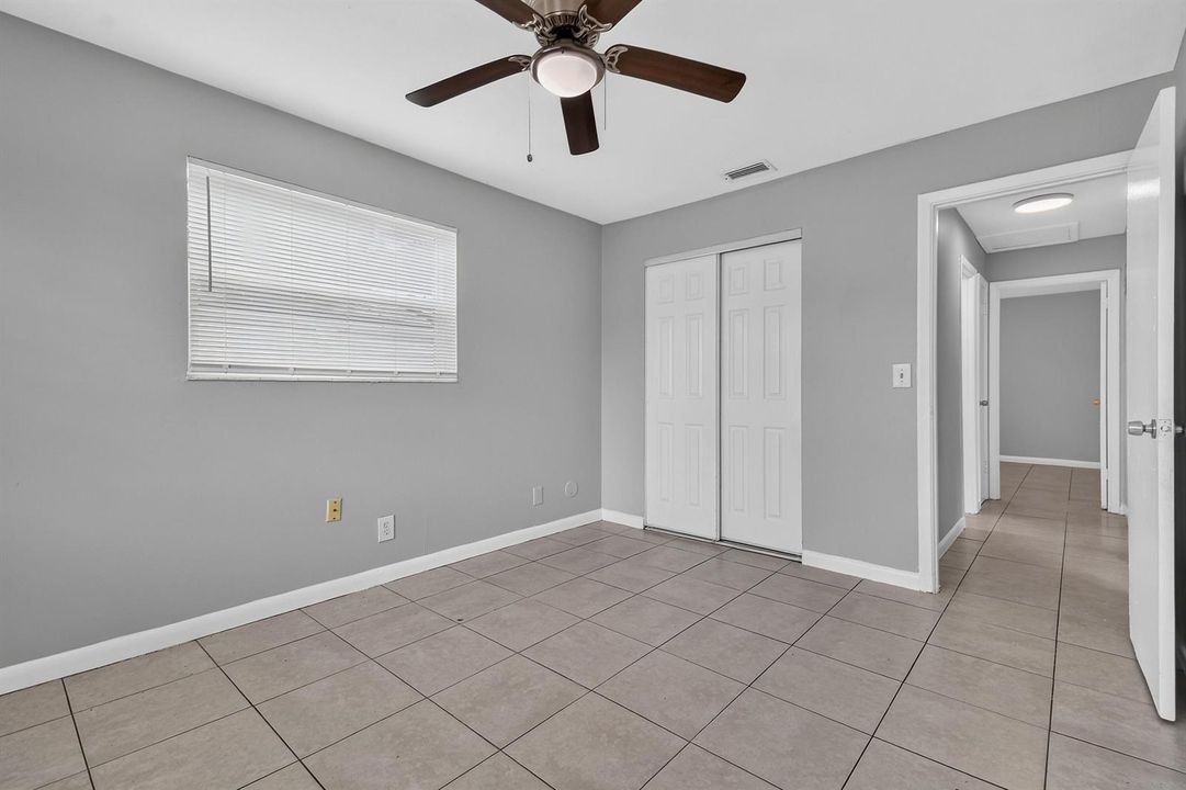 1037W28thSt(18)