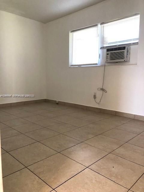 En Venta: $595,000 (0 camas, 0 baños, 1642 Pies cuadrados)