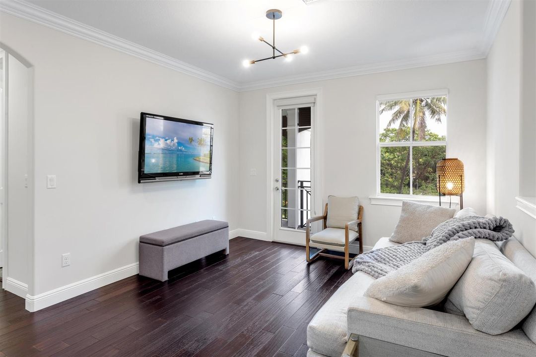 FAMILY_ROOM_ANGLE