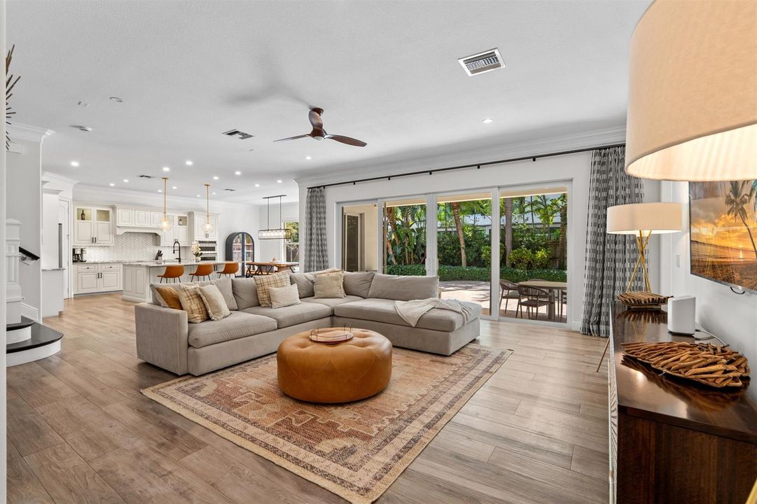LIVING_ROOM_ANGLE_LEFT