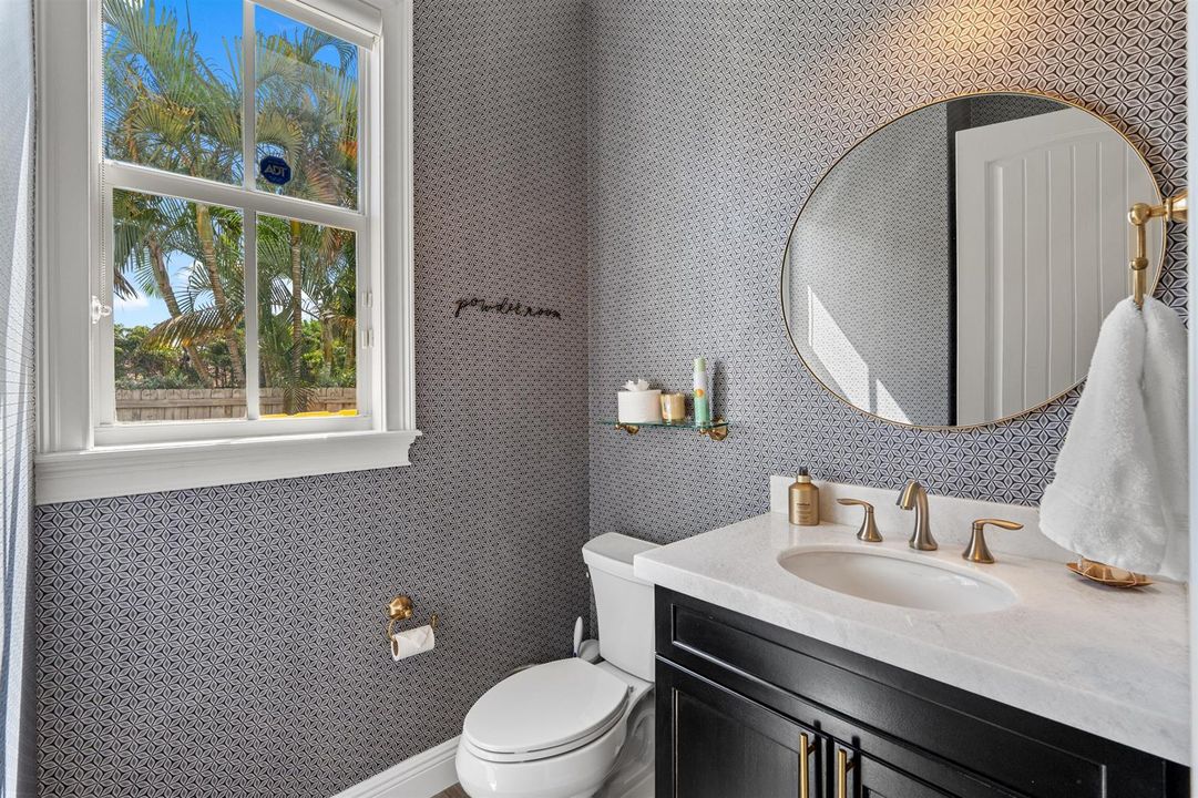 POWDER_ROOM (1)